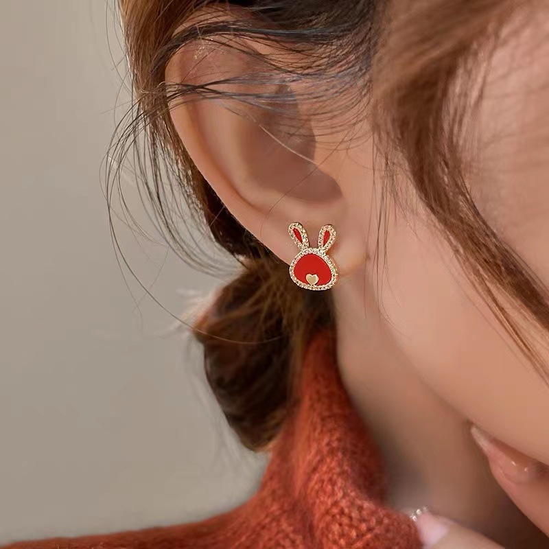 Autumn and winter red rabbit stud earrings for women, a niche design with a high-end feel, zodiac earrings, and a gift of Instagrams' popular earrings details Picture