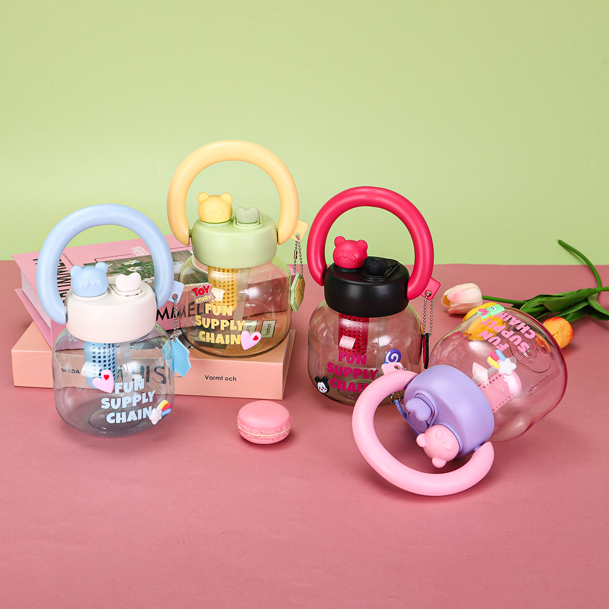Cute, high appearance level, hand-held double-drinking teapot, large-capacity high-temperature resistant ton-ton cup, portable tea-water separation plastic cup full figure
