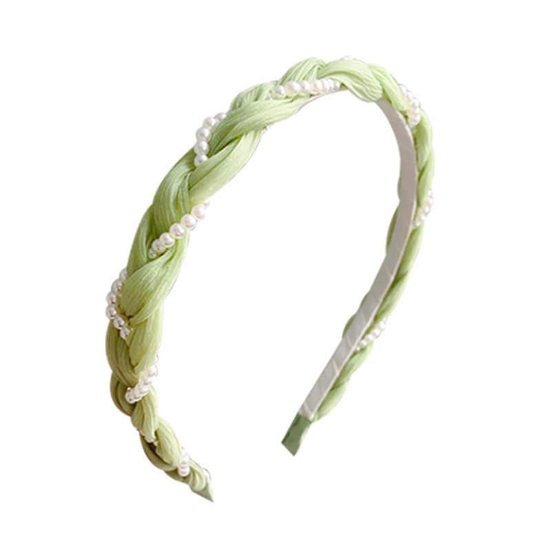 The twisted pearl hair band for women, Spring/Summer 2025, is a high-end Korean hair band with a forest-style hair tie and a fresh headband Item Picture