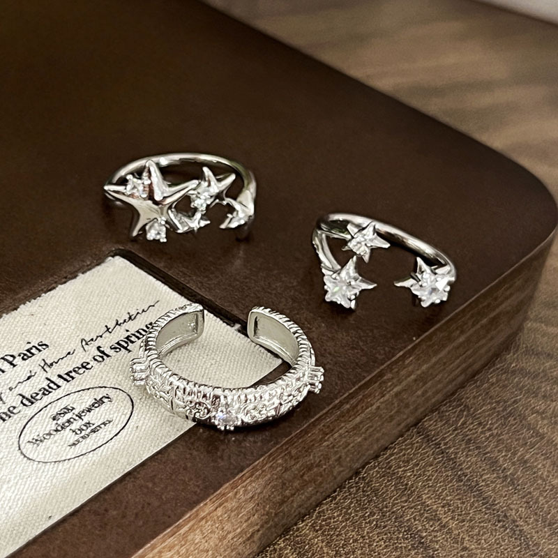 Simple starry sky micro-inlaid zircon ring, with a unique and niche design sense, irregular stars, exquisite and versatile index finger ring full figure