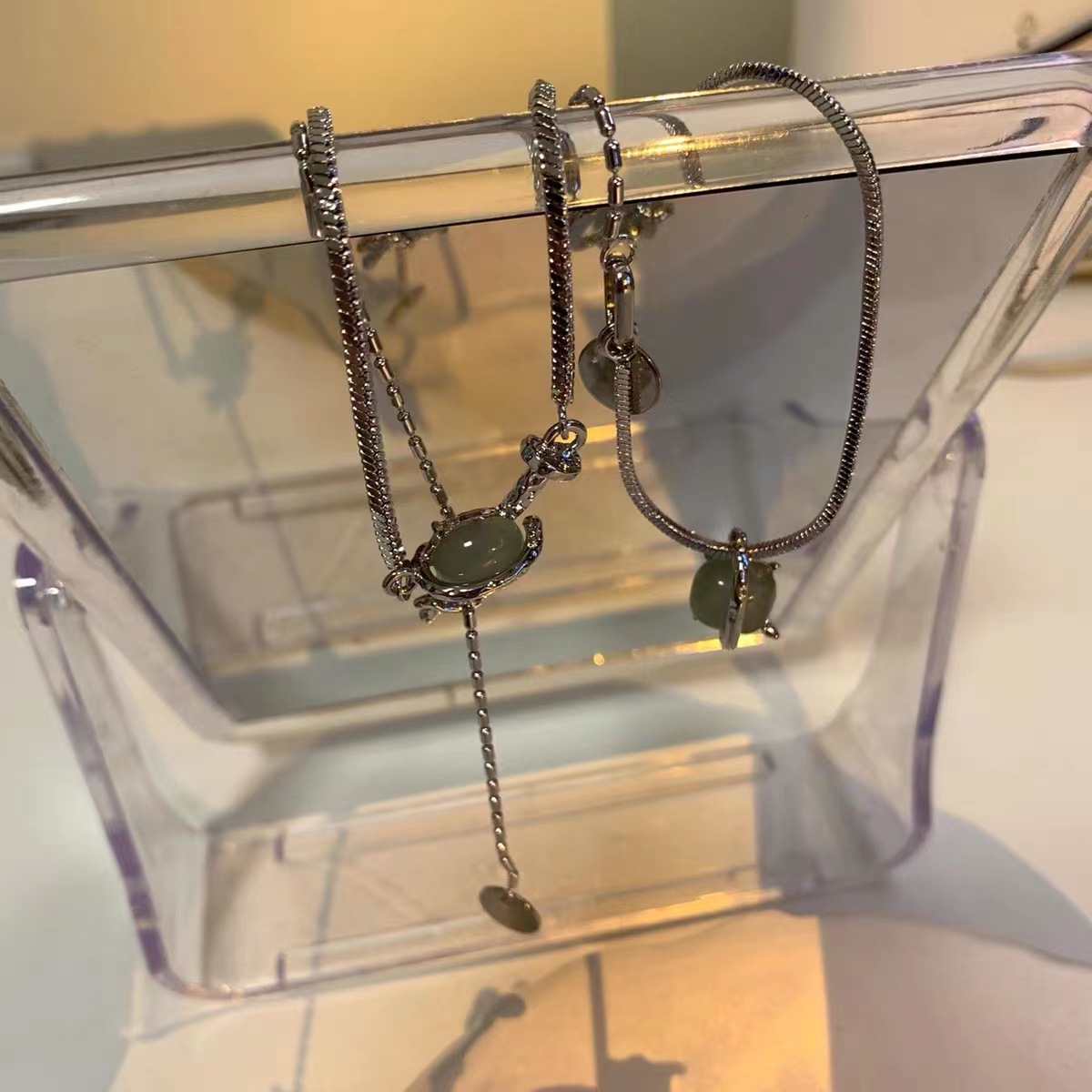 New Chinese-style jade necklace for women's summer 2023, a unique and versatile collarbone chain with a distinctive design Application Scenario