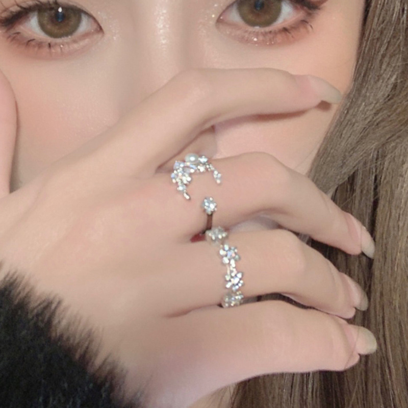 Exquisite moon-shaped flower full diamond zircon open ring, a high-end, light luxury, ins niche fashion and individuality ring for women Specification drawing