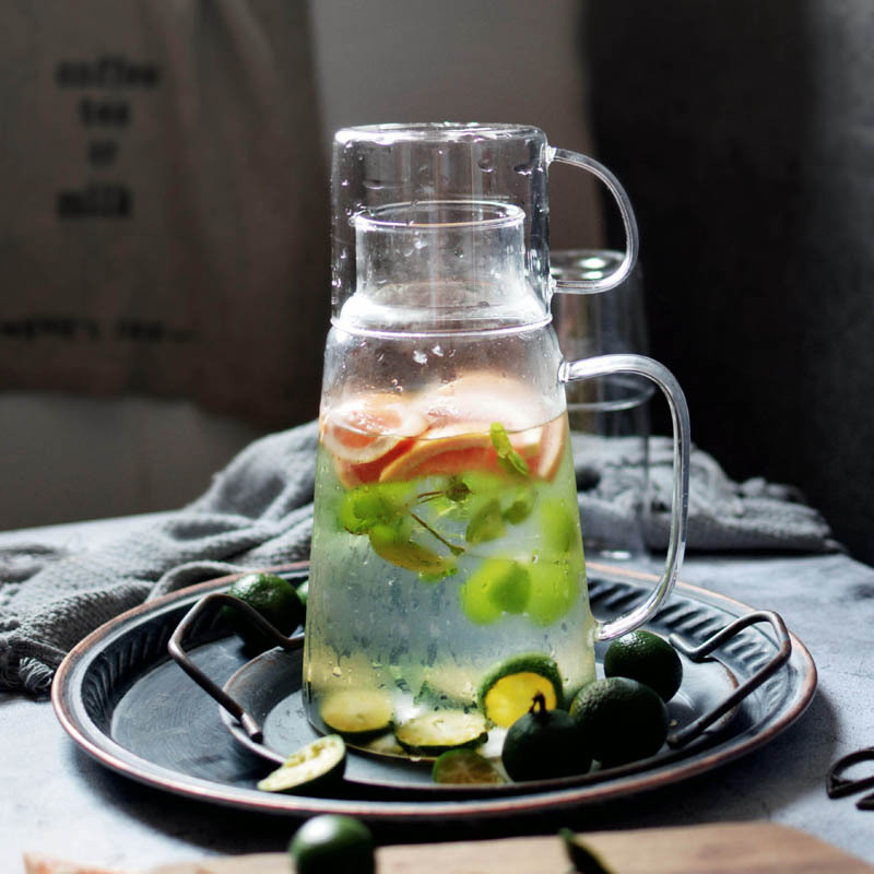 Transparent glass cold water bottle with cup, cold water bottle lid integrated with handle, high borosilicate anti-scald and heat-insulating tea brewing cold water bottle details Picture