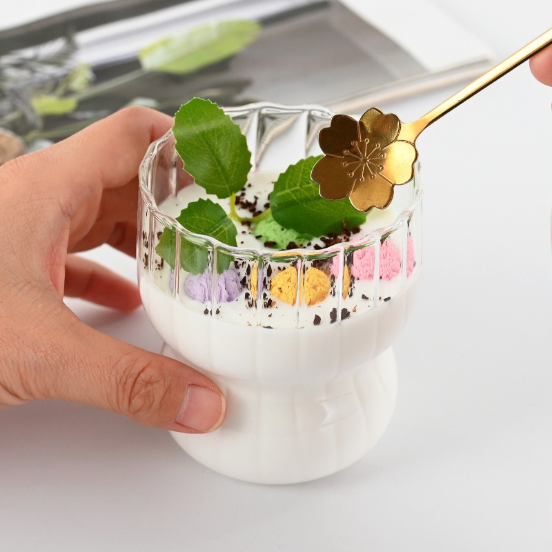 High borosilicate transparent glass cup, single-layer milk drink, flower tea, juice vertical bar glass cup for home living room guests details Picture