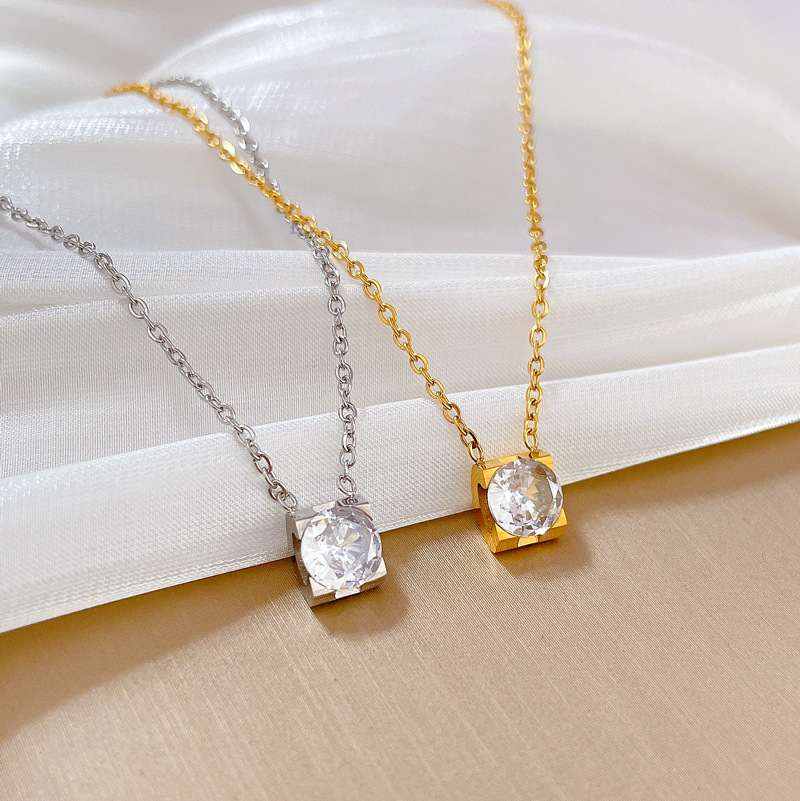 【 All-titanium Steel 】 Square zircon minimalist style furnace, real gold necklace, female Instagram influencer collarbone chain accessory Specification drawing