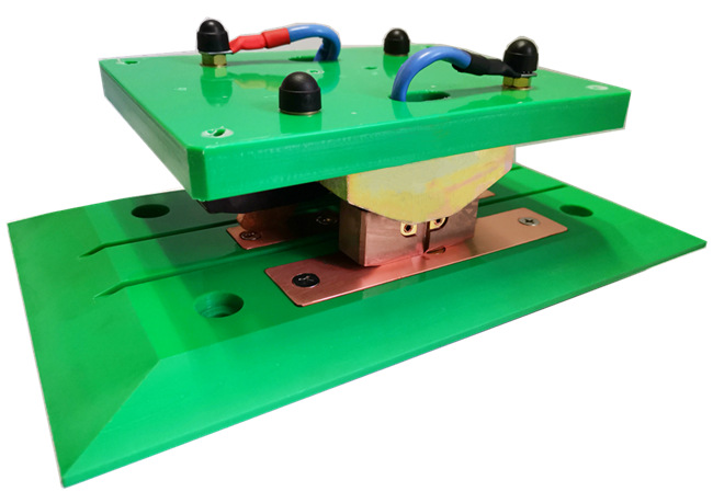 AGV80A brush plate, brush block, AGV80A charging brush, AGV power station receiving plate, AGV trolley charging interface Application Scenario