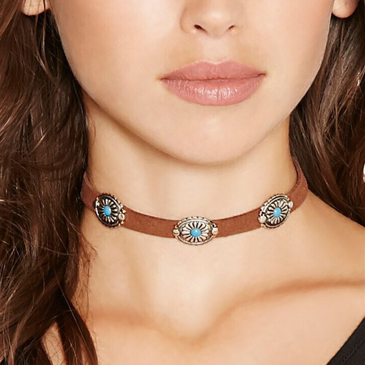European and American fashion accessories, Bohemian style, retro and simple metal flower plate, turquoise necklace and collar C1711 full figure