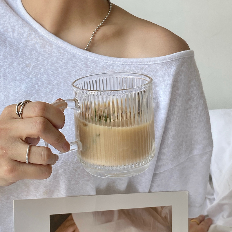 ins French-style glass water cup with handle, coffee milk cup, striped cup, coffee cup, cold drink cup, water cup for women full figure