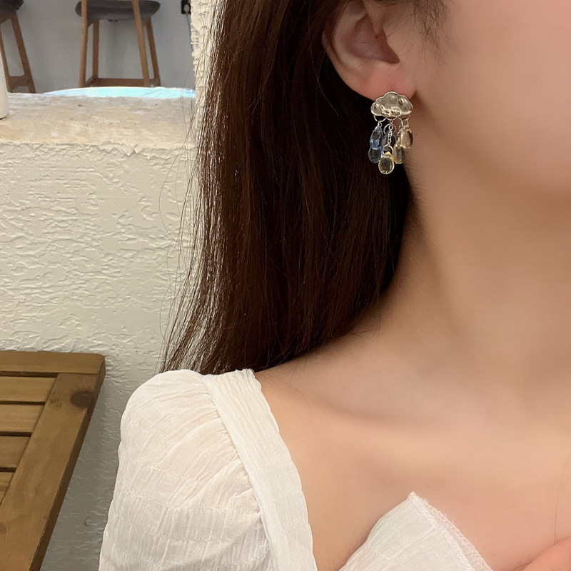 S925 Silver needle, elegant water drop tassel stud earrings, creative design sense, cloud earrings, ins style Spring and Summer earrings details Picture