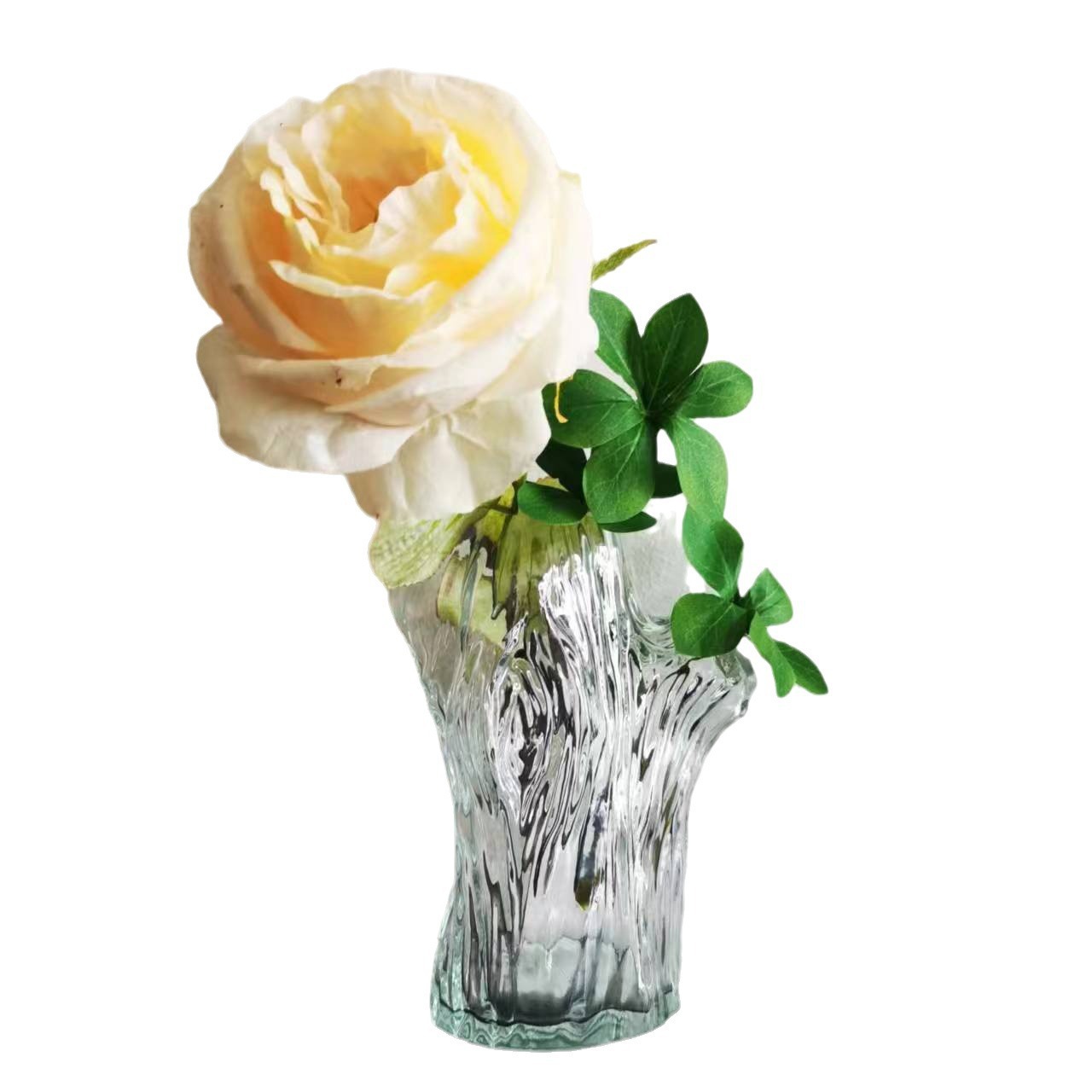 Creative shaped vases, living room and hotel decoration spare parts, irregular hydroponic flower vases, glass, simple and light luxury, ins Application Scenario