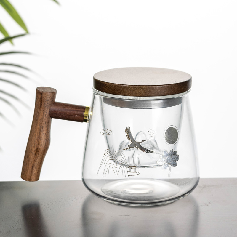 Tea-making cup, men's tea-water separation cup, high borosilicate high-temperature resistant tea cup, personal high-end Chinese mountain-viewing glass cup full figure