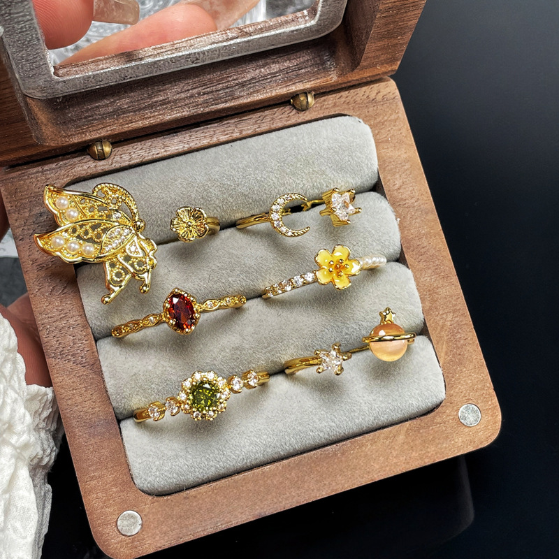 New collection of colored gemstone series: Cross-border French retro open ring, women's Instagram niche butterfly flower geometric food ring full figure