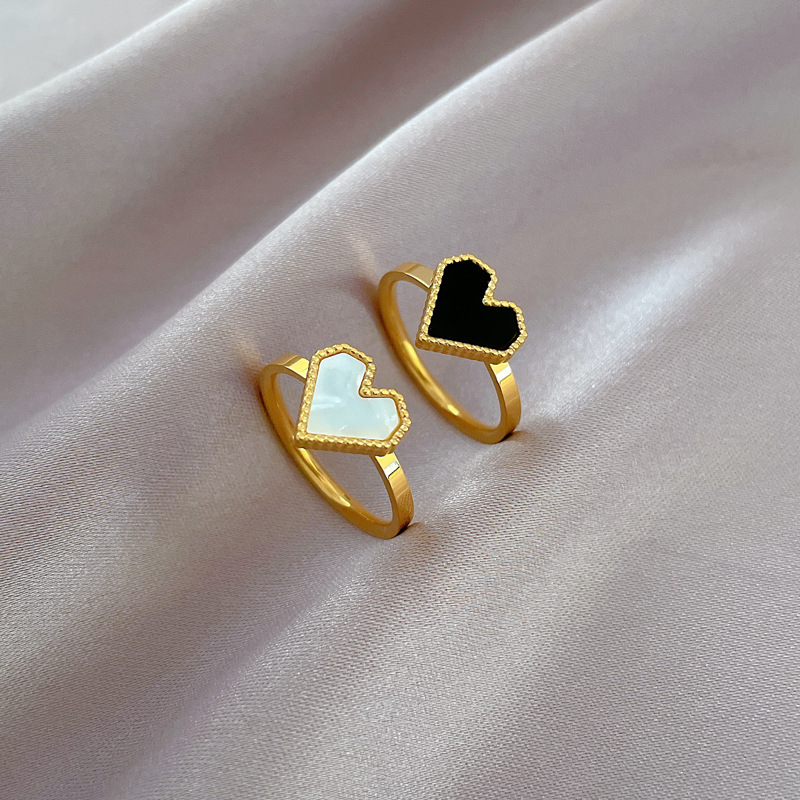 【 Non-Fading 】 Minimalist heart-shaped titanium steel cold style dance ring for men and women, trendy and simple food rings on Instagram details Picture