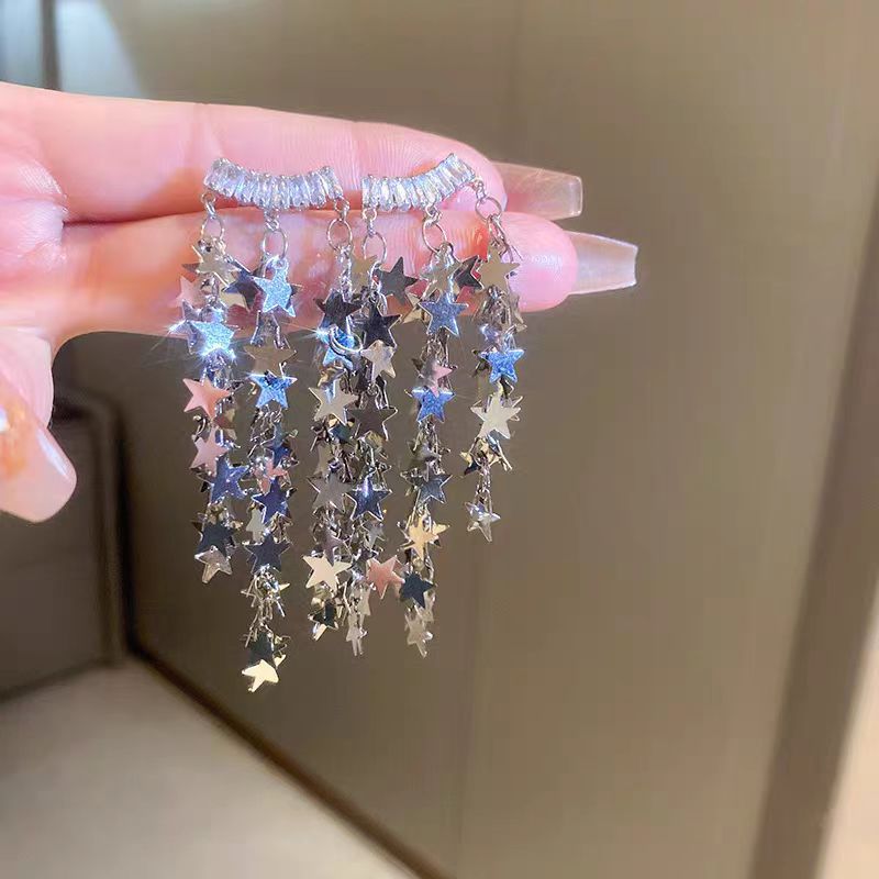The 2025 new trendy sequined five-pointed star earrings for women, long tassels, elegant and light luxury, super fairy-like, internet-famous stud earrings Specification drawing