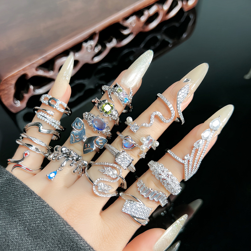 ins cold style high-end, light luxury, full diamond snake-shaped temperament ring, women's fashionable, simple and irregular micro-set ring full figure