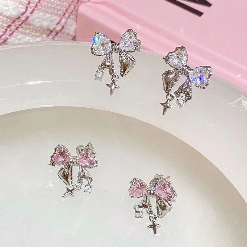 Super cool! bulingbuilng Shiny butterfly stud earrings for women, sweet and fresh style, versatile earrings, forest-themed stud earrings details Picture