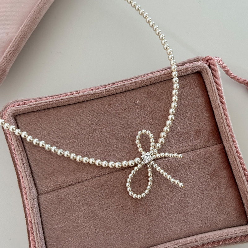 Super fairy zircon bow tassel necklace, a unique design for women, French retro style, versatile neckchain, collarbone chain details Picture