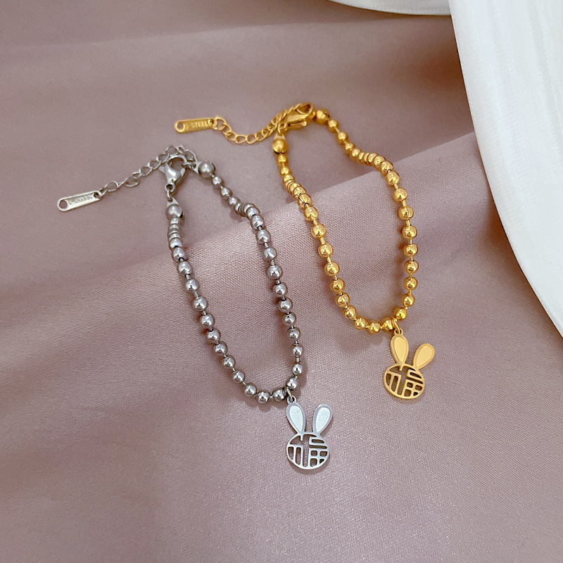 【 All-titanium Steel 】 Dongdaemun's unique and elegant forest-themed "Fu" character rabbit round bead bracelet, a retro best friend of a female Internet celebrity Application Scenario