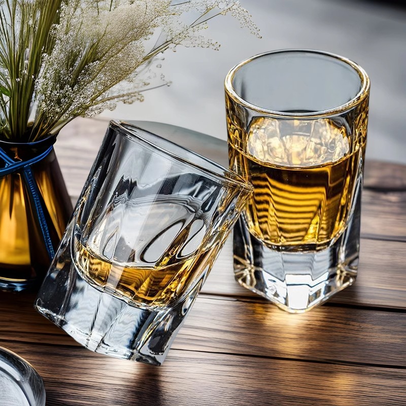 Glass cups, beer mugs, KTV cups, square cups, thickened glass cups, shock-resistant commercial thick-bottomed beer cups, 100ml full figure