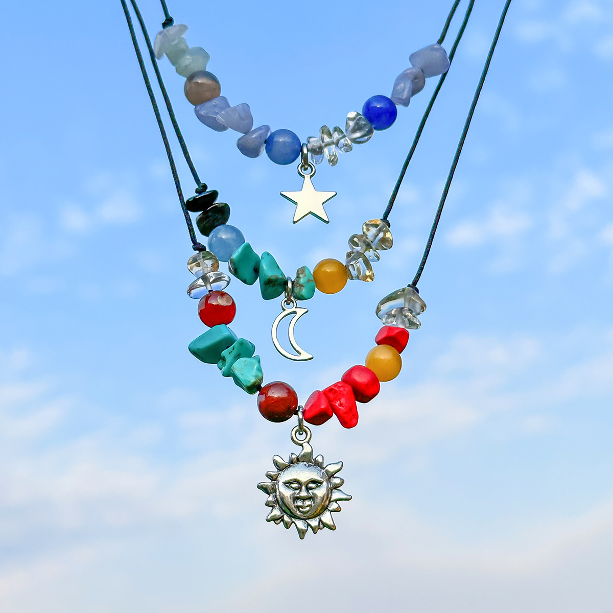 European and American cross-border jewelry: simple wax thread turquoise beaded necklaces, sweet and cool necklaces, gravel choker ladies' necklaces Application Scenario