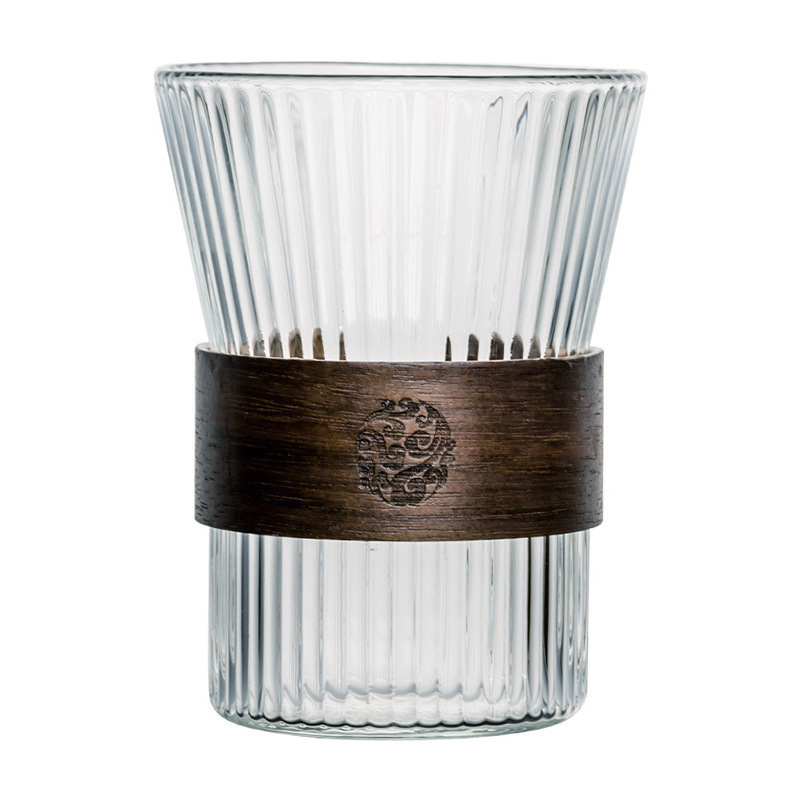 Chinese-style glass cups, household heat-insulating and anti-scald vertical pattern tea cups, drinking cups for guests in the living room, juice cups, coffee cups Application Scenario