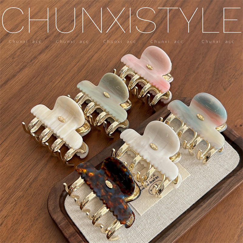 YD acetate board simple geometric gripper, versatile, fashionable and retro, back head updo, shark clip, hair clip, hair accessory full figure