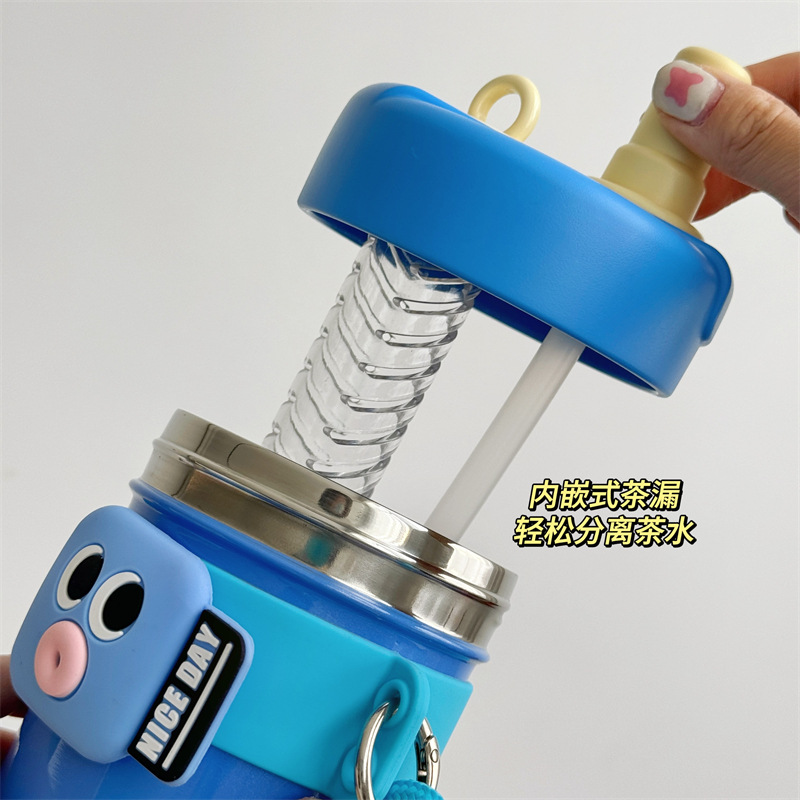 Funny and fun flower tea straw cup, cute cartoon, high appearance level stainless steel insulated cup, tea-water separation sports water cup Application Scenario