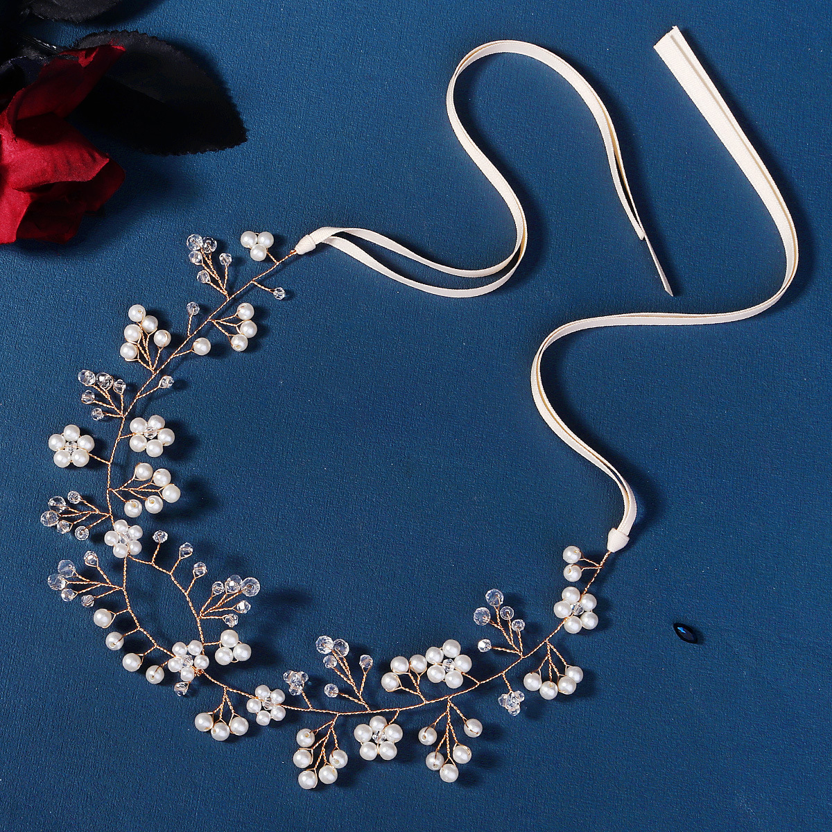 European and American bride accessories, handcrafted pearl headbands, beautiful floral braided hair accessories, retro updo hair bands, hair accessories wholesale Specification drawing