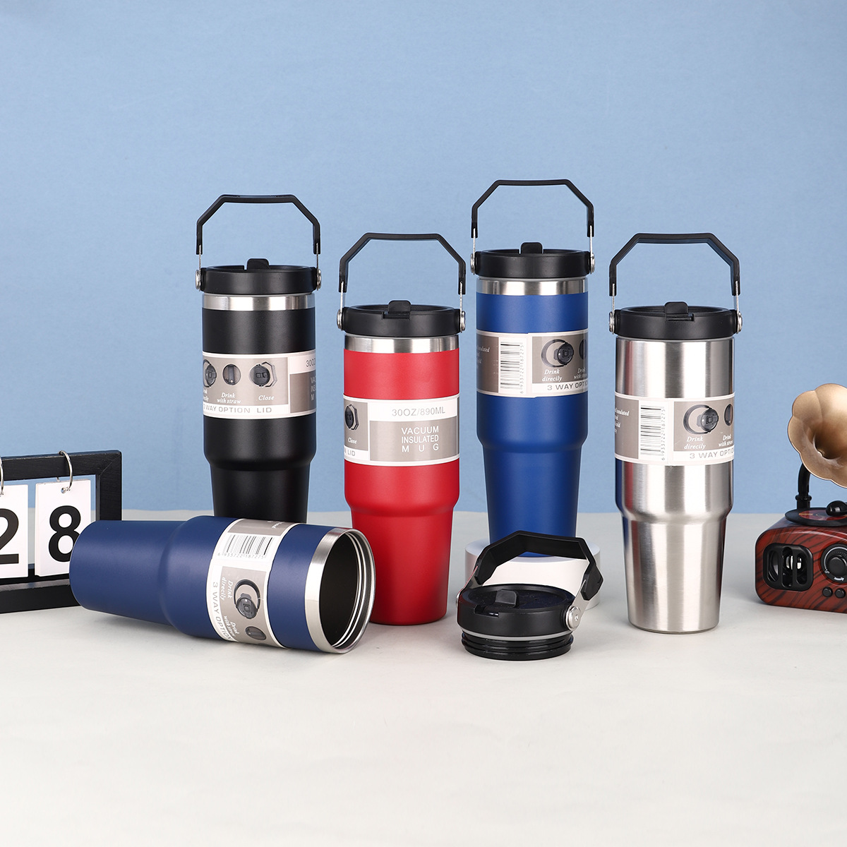 A large quantity of 30oz portable car cups, 304 stainless steel vacuum insulated cups and large-capacity cold preservation ice cups are in stock details Picture