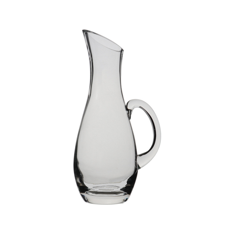 Special offer wholesale of handcrafted crystal glass wine decanters with handles, European-style wine mixers for hotel use Item Picture