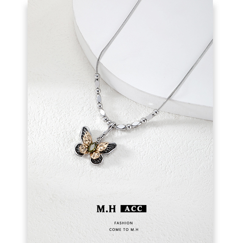 Ancient golden butterfly necklace for women, 2024 new style, light luxury, retro and high-end collarbone chain, European and American Instagram niche accessory Specification drawing
