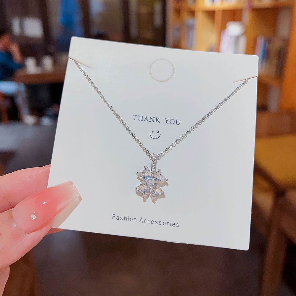 Micro-inlaid zircon flower titanium steel necklace for women, trendy and niche design sense, light luxury pendant, versatile collarbone chain wholesale Specification drawing