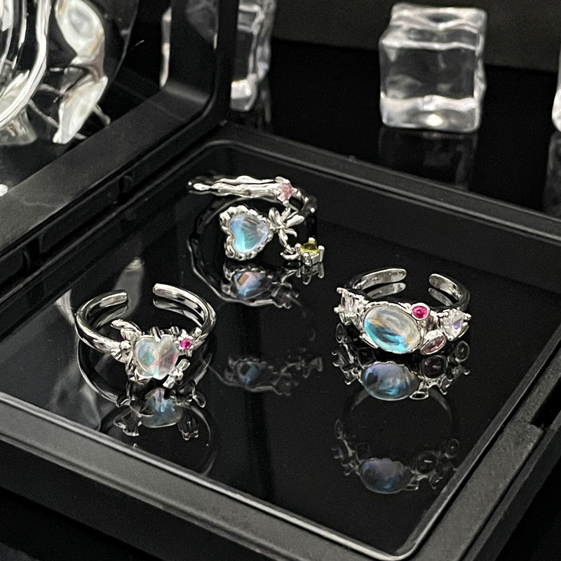 Sweetheart, colorful heart, bow, moonstone open ring, a sweet, cool, fashionable and cold style niche ring for female students Specification drawing