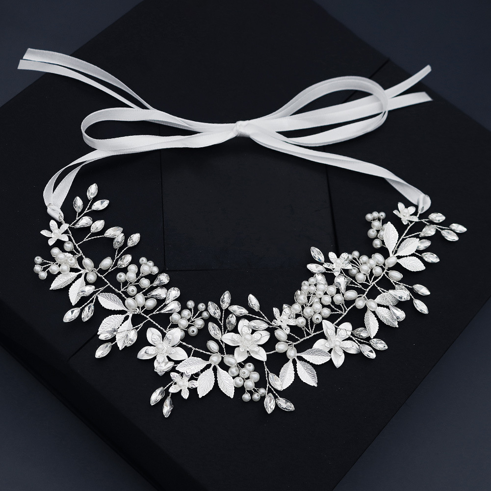 Korean-style pearl headwear, handcrafted flower wedding headwear, Hanfu hair band, Xiuhe evening dress hair accessory, retro bride hair band Specification drawing