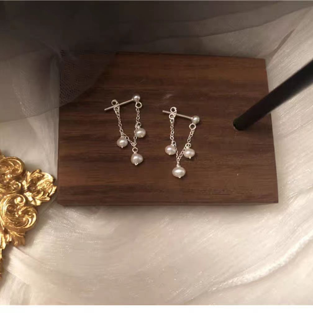 Sweet and gentle, pearl rear stud earrings 2025 new style, versatile and niche design sense earrings and earrings Specification drawing