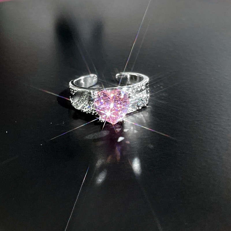 The light luxury sweet and cool pink diamond series is a fashionable and individual open-top ring. It's a trendy Instagram-chic style with a cold and layered exquisite food ring Specification drawing