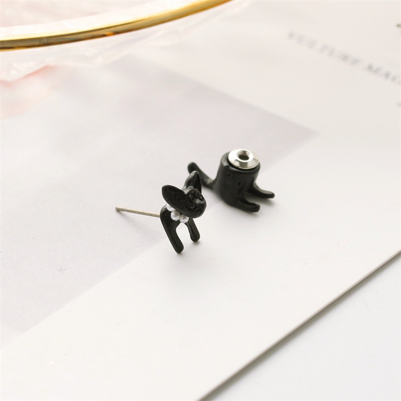 Korean version jewelry wholesale Harajuku 3D pearl animal leopard head earrings, cat men and women wear shrill nails, individual price Application Scenario