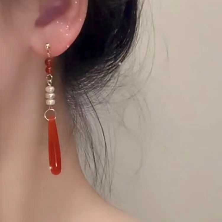 New Chinese-style pearl water drop pendant earrings, retro stud earrings, women's niche high-end style, versatile earrings Specification drawing