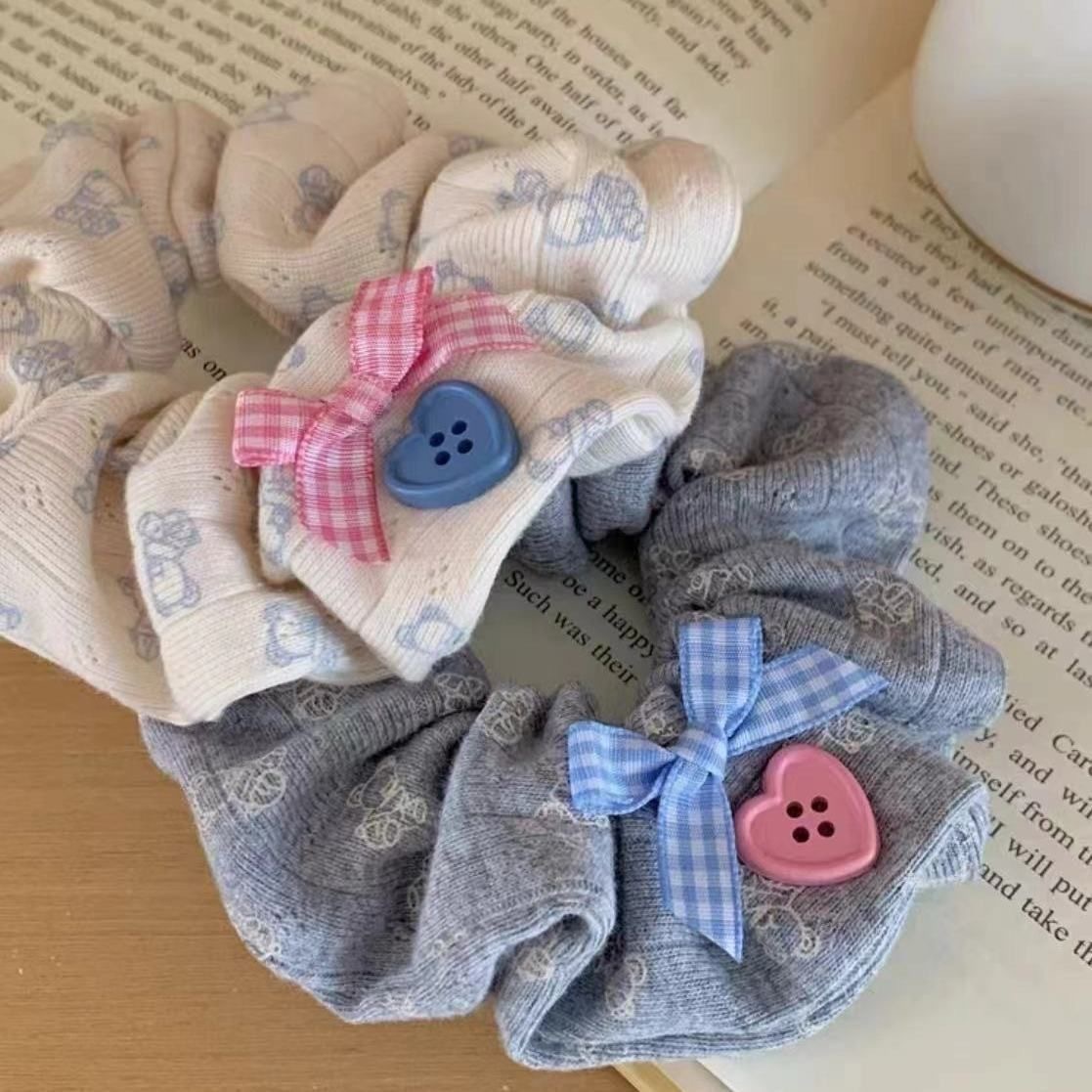 Cute little bear fabric large intestine circle, checkered bow, heart-shaped button hair band, girl's bun hairstyle, ponytail hair tie Application Scenario