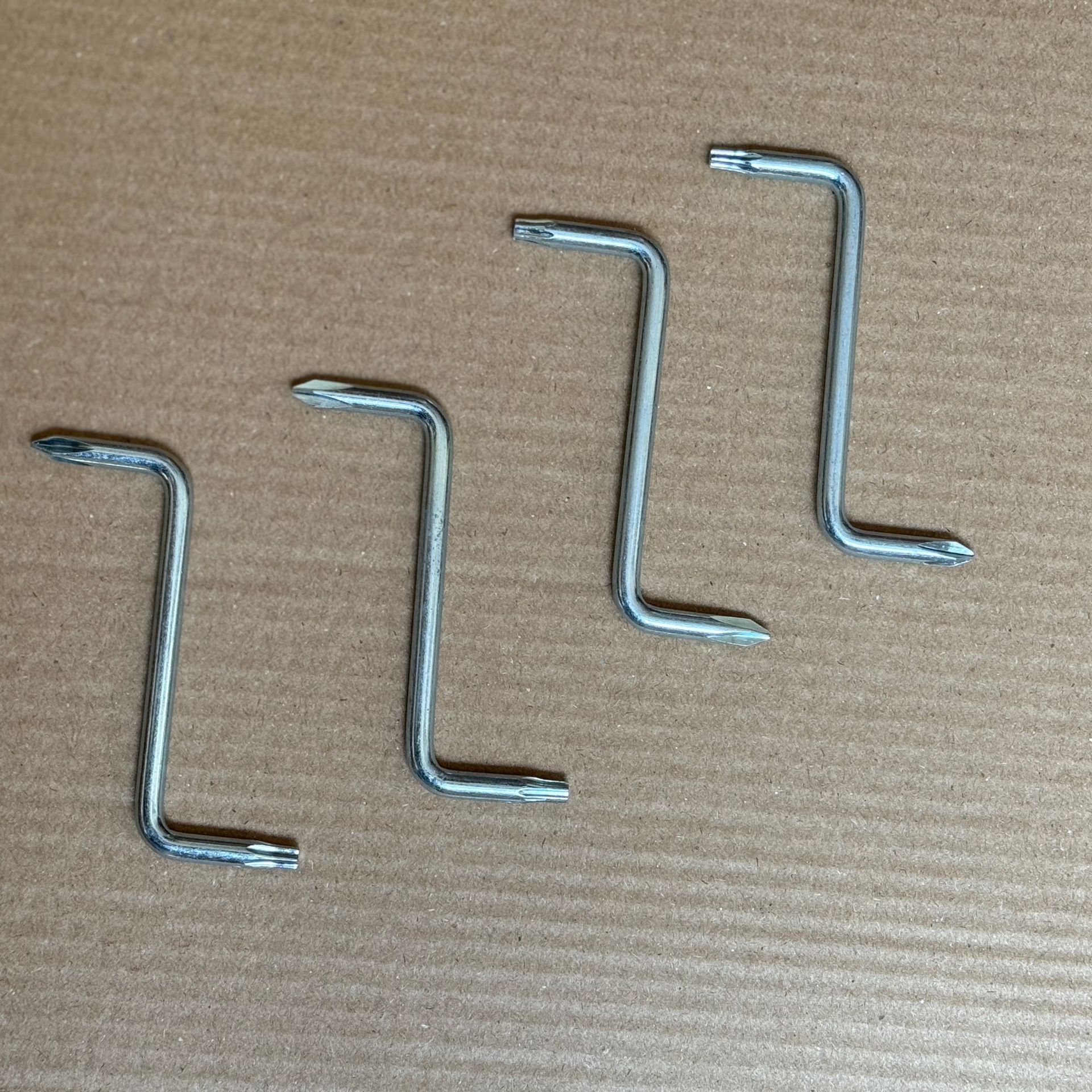 Z-type box wrench T20 hexagonal cross wrench, special tool for car mudguard wrench, box cross wrench full figure