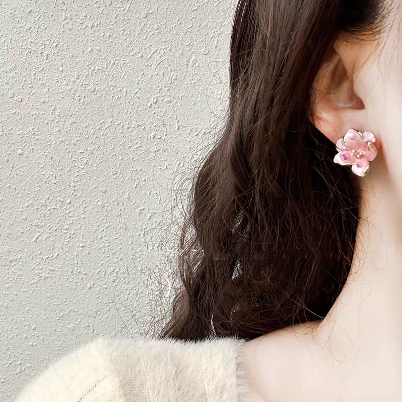 Peach blossom stud earrings for Women 2025 New bestseller, light luxury, high-end, niche design, sweet and elegant pink earrings details Picture