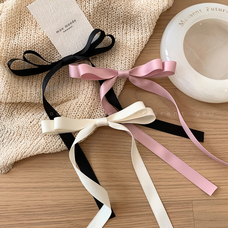 The bow ribbon hair clip, a new semi-tied hair clip and a hairpin for the back of the head, is a popular female hair accessory in the forest style details Picture