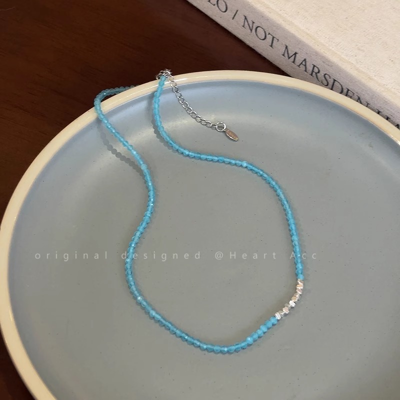 Starfish pearl Silver necklace, a unique design for women, double-layered beaded collarbone chain, a fashionable and versatile neck accessory Application Scenario