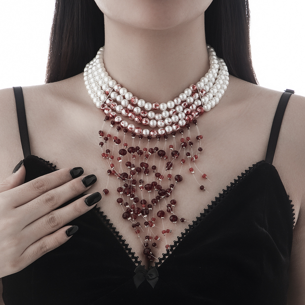 European and American cross-border accessories, Gothic style pearl necklace, choker Halloween blood drop tassel crystal collarbone chain full figure