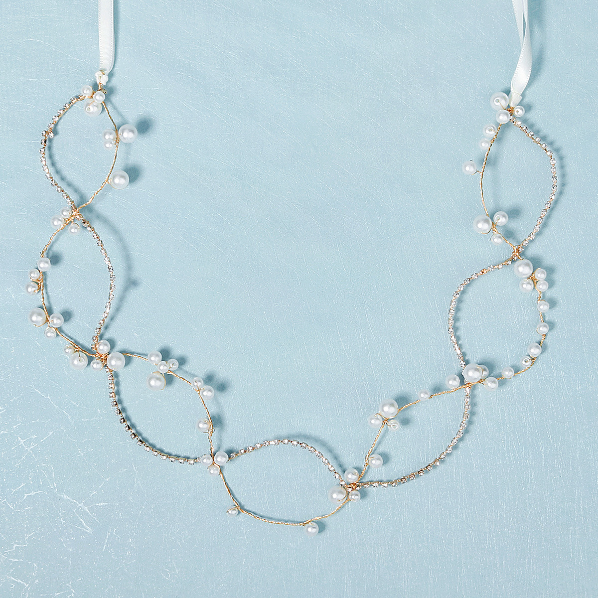 The new Korean version of the bride's hair accessory, wedding dress, dress, makeup, updo, double-layer pearl hair band, creative design and ribbon headwear Specification drawing