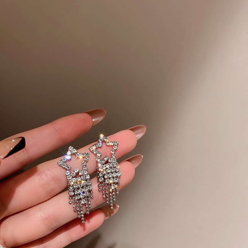 Look great! Super fairy tassel stud earrings, light luxury and niche design, high-end ins feel, gentle and elegant, versatile earrings for women Specification drawing