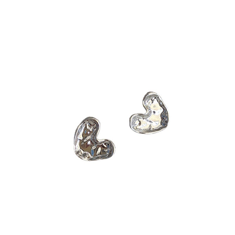 Personalized and versatile liquid heart-shaped stud earrings for women, simple, fashionable and niche design sense earrings, Japanese and Korean cold style earrings Item Picture