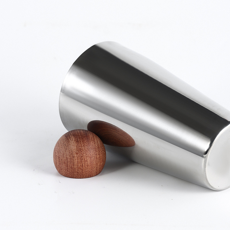 304 stainless steel milkshake cup, milkshake machine matching cup, cocktail mixer, stirring cup, Boston Hall cup, 820ml Shaker cup Application Scenario
