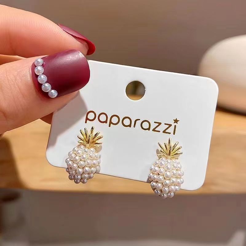 Korean-style light luxury and versatile fruit pearl pineapple stud earrings for women, small and exquisite girlish style earrings, elegant and fashionable earrings Specification drawing