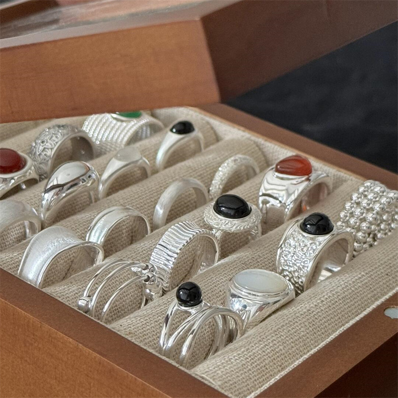 A niche retro plain agate ring for women, S925 sterling silver, does not fade, with a light luxury and high-end feel, versatile open ring trend Item Picture